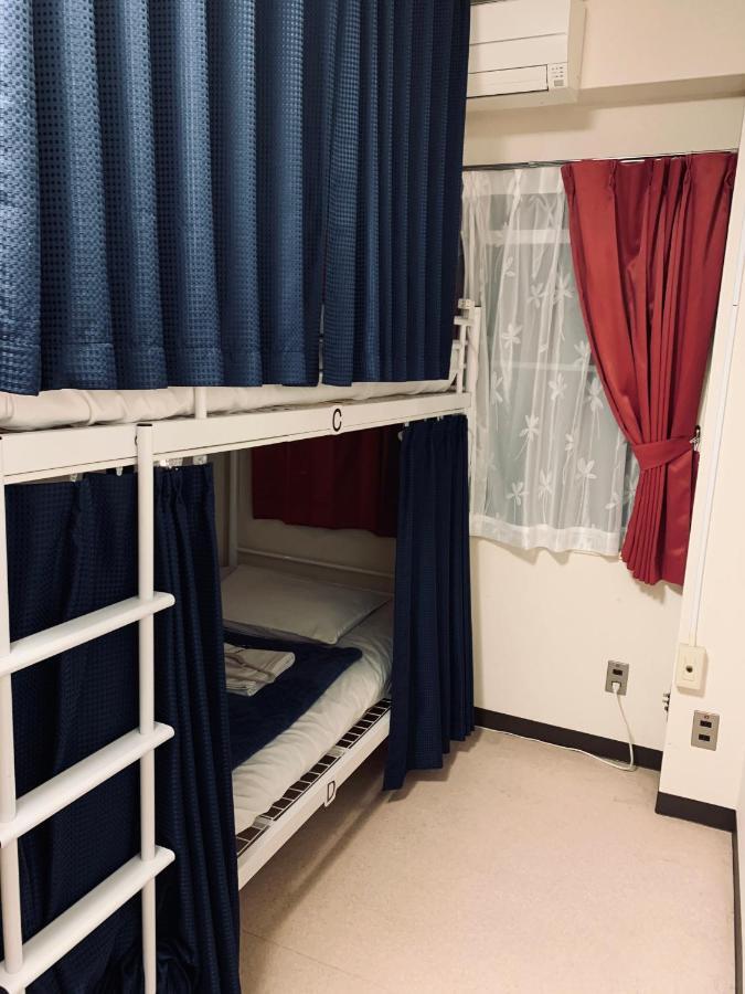 Guesthouse Shiawase Eki Fukuoka  Buitenkant foto
