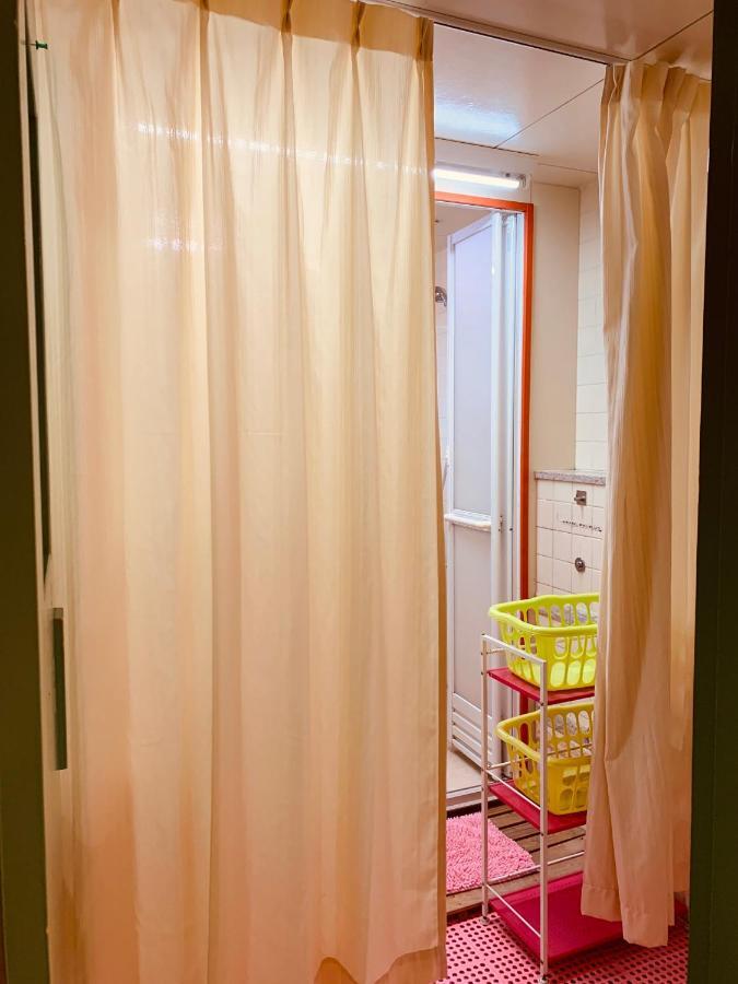 Guesthouse Shiawase Eki Fukuoka  Buitenkant foto